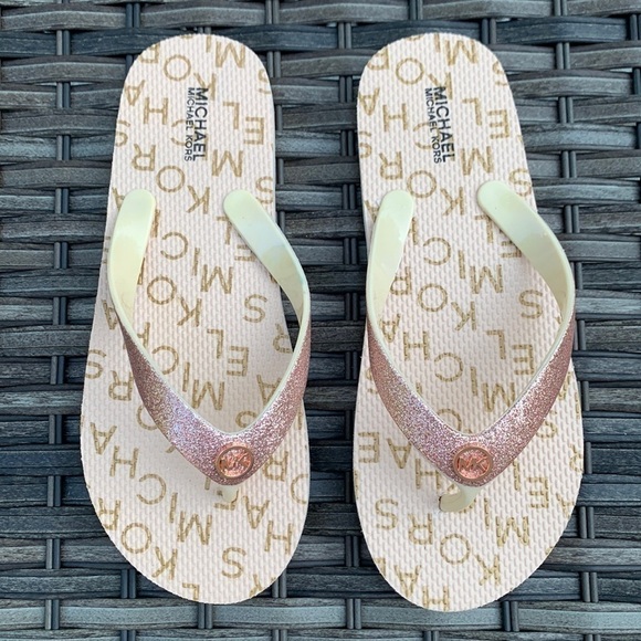 Michael MICHAEL KORS Girls Flavia Flip Flops - Vanilla/Rose Gold - Picture 1 of 11